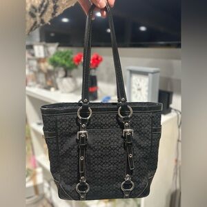 Coach Signature Gallery Tote Bag – Black Jacquard